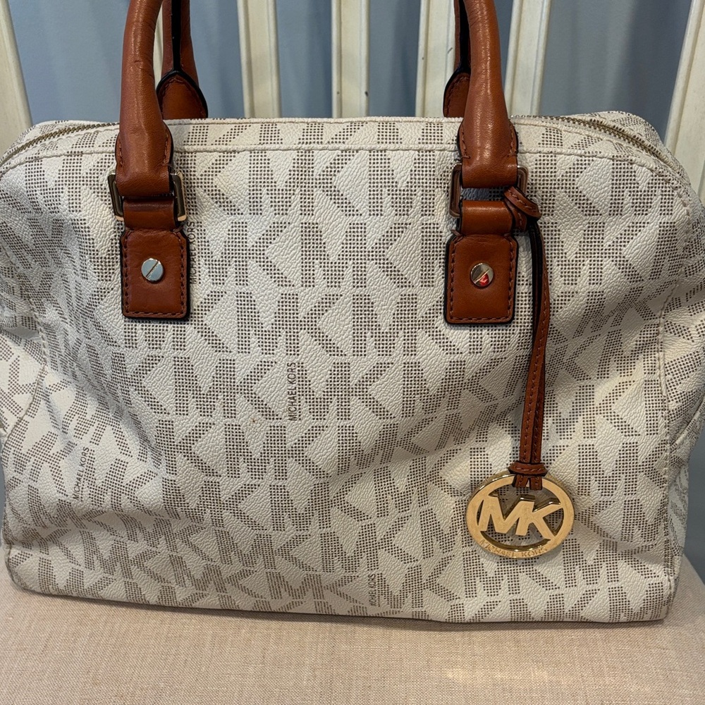 🤍🤎Michael Kors Vanilla Cream and Tan Satchel - Picture 2 of 6